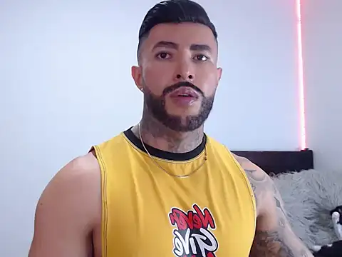 Snapshot of andrea_de_lucaa chatting on 30, 9, 2025 andrea de lucaa online show from 30, 9, 2025