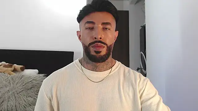 andrea de lucaa online show from 30, 5, 2026