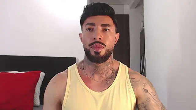 Snapshot of andrea_de_lucaa chatting on 18, 6, 2026 andrea de lucaa online show from 18, 6, 2026