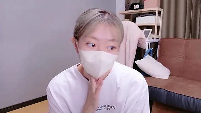 Snapshot of Nana__ch chatting on 10, 9, 2025 Nana ch online show from 10, 9, 2025