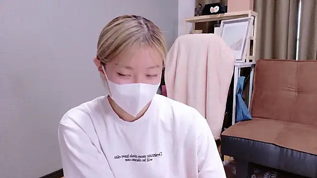 Snapshot of Nana__ch chatting on 25, 9, 2025 Nana ch online show from 25, 9, 2025