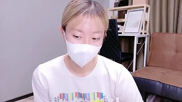 Snapshot of Nana__ch chatting on 10, 10, 2025 Nana ch online show from 10, 10, 2025