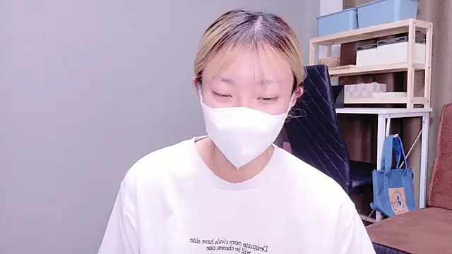 Snapshot of Nana__ch chatting on 27, 10, 2025 Nana ch online show from 27, 10, 2025