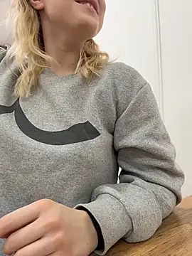 CaitlinSugar online show from 3, 2, 2026