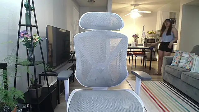 Snapshot of SHEILYN_ chatting on 30, 9, 2025 SHEILYN  online show from 30, 9, 2025