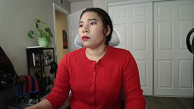 Snapshot of SHEILYN_ chatting on 29, 10, 2025 SHEILYN  online show from 29, 10, 2025