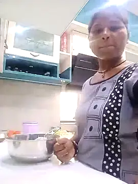 Sneha16 online show from 11, 9, 2025