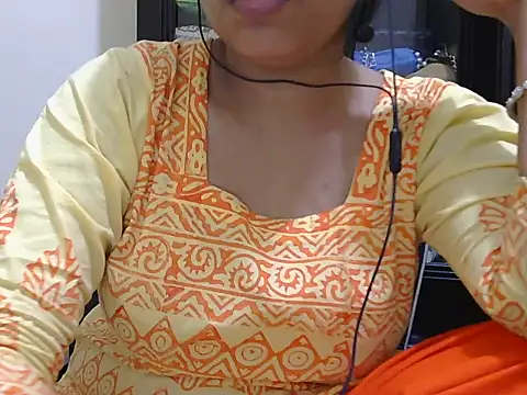 Snapshot of fairy_queen07 chatting on 15, 9, 2025 fairy queen07 online show from 15, 9, 2025