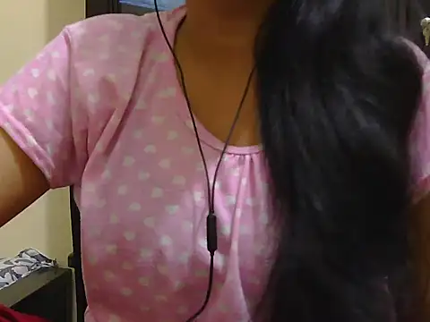 Snapshot of fairy_queen07 chatting on 28, 9, 2025 fairy queen07 online show from 28, 9, 2025