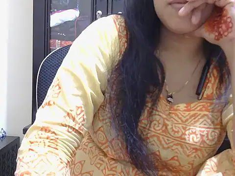 Snapshot of fairy_queen07 chatting on 5, 11, 2025 fairy queen07 online show from 5, 11, 2025