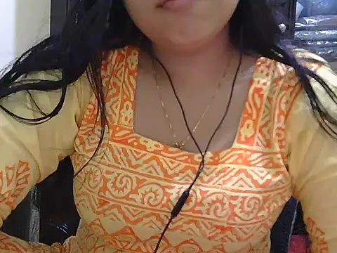 Snapshot of fairy_queen07 chatting on 15, 11, 2025 fairy queen07 online show from 15, 11, 2025