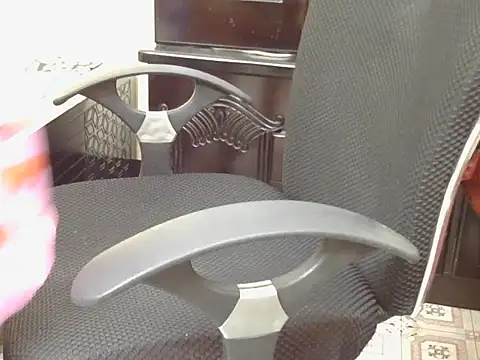 Snapshot of fairy_queen07 chatting on 30, 11, 2025 fairy queen07 online show from 30, 11, 2025