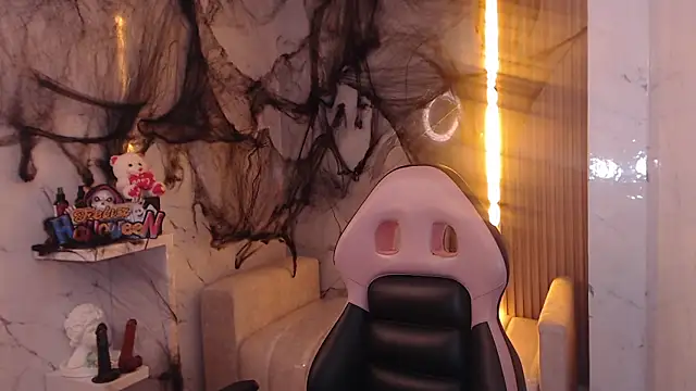 Sophia tf online show from 21, 10, 2025