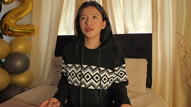 Snapshot of Tiffany_Nm chatting on 5, 10, 2025 Tiffany Nm online show from 5, 10, 2025