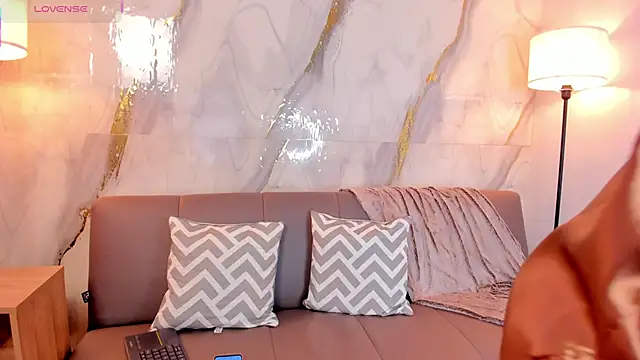 Snapshot of Tiffany_Nm chatting on 6, 1, 2026 Tiffany Nm online show from 6, 1, 2026