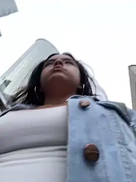 EmilyHarperr online show from 25, 10, 2025