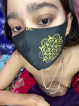 Snapshot of maya-Couple19 chatting on 3, 5, 2026 maya-Couple19 online show from 3, 5, 2026