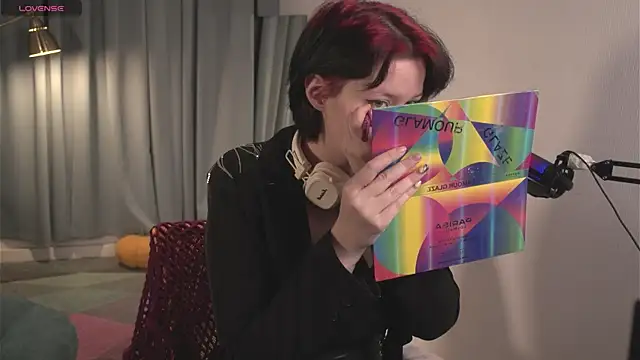 bluebeell online show from 1, 12, 2025