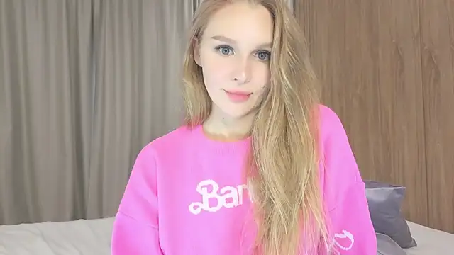 Snapshot of Brigitte_Bardot chatting on 11, 9, 2025 Brigitte Bardot online show from 11, 9, 2025