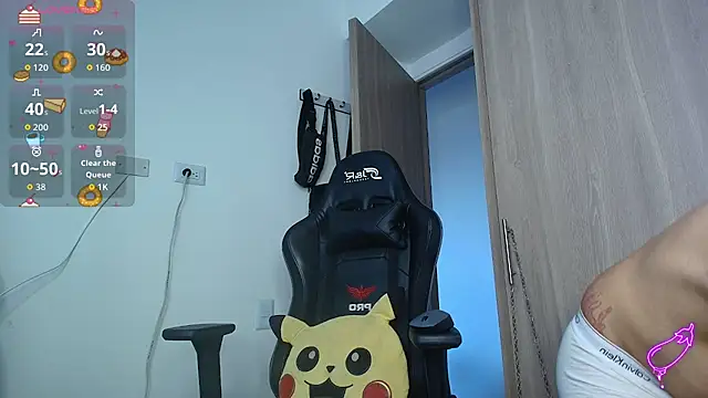 Snapshot of brunothompson3 chatting on 3, 10, 2025 brunothompson3 online show from 3, 10, 2025