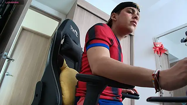 brunothompson3 online show from 20, 12, 2025