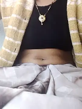 Snapshot of Hut_rotu_cute chatting on 2, 2, 2026 Hut rotu cute online show from 2, 2, 2026