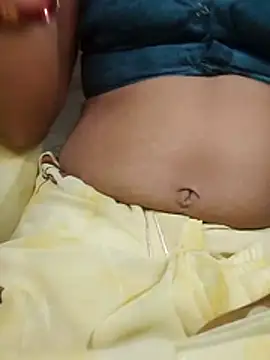Snapshot of Hut_rotu_cute chatting on 4, 2, 2026 Hut rotu cute online show from 4, 2, 2026