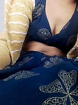 Snapshot of Hut_rotu_cute chatting on 6, 2, 2026 Hut rotu cute online show from 6, 2, 2026
