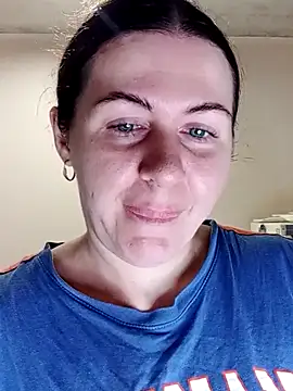 Snapshot of curlybunny_socking4u chatting on 19, 12, 2025 curlybunny socking4u online show from 19, 12, 2025