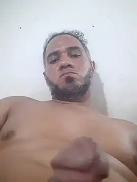 Snapshot of Miler247198 chatting on 14, 11, 2025 Miler247198 online show from 14, 11, 2025