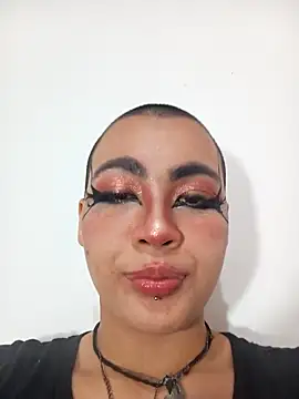 Cherry vald online show from 4, 2, 2026