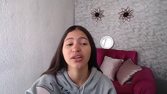 Evagirl69 online show from 10, 2, 2026