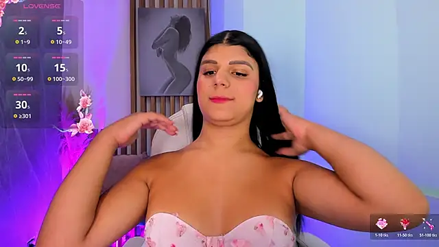 PauliinaBelle  online show from 3, 5, 2026