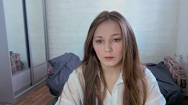 Snapshot of AlisaWyn chatting on 6, 11, 2025 AlisaWyn online show from 6, 11, 2025