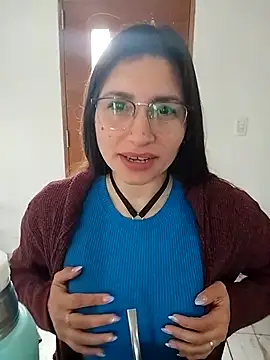 Snapshot of LolatuMiel chatting on 20, 11, 2025 LolatuMiel online show from 20, 11, 2025