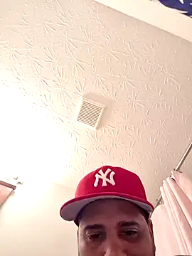 Snapshot of Danypeluche chatting on 9, 11, 2025 Danypeluche online show from 9, 11, 2025