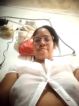 Big ass submissive online show from 16, 12, 2025