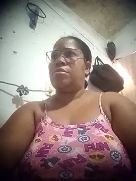 Big ass submissive online show from 24, 3, 2026