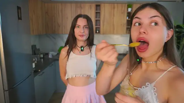 Snapshot of Anny_Molly chatting on 24, 9, 2025 Anny Molly online show from 24, 9, 2025