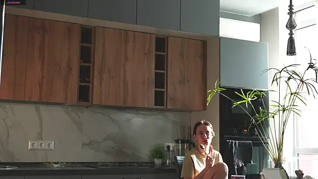 Snapshot of Anny_Molly chatting on 16, 11, 2025 Anny Molly online show from 16, 11, 2025