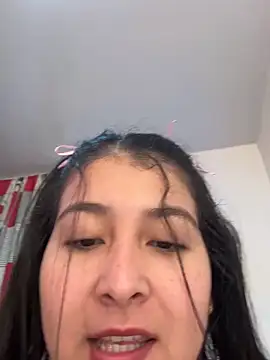 evelyn 1702 online show from 13, 10, 2025