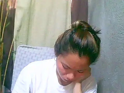 Sweeetgurll online show from 28, 4, 2026