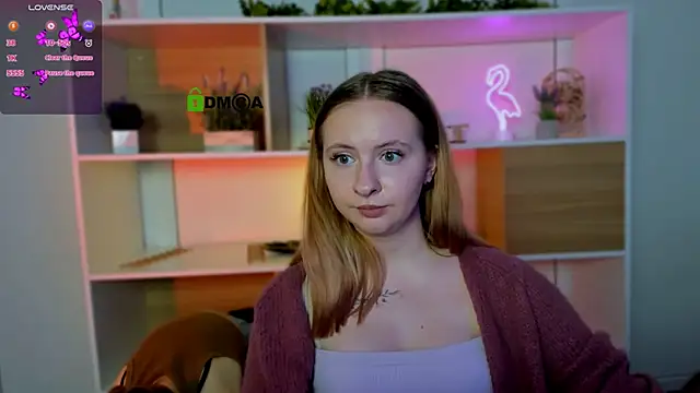 Snapshot of luna_tin chatting on 12, 11, 2025 luna tin online show from 12, 11, 2025