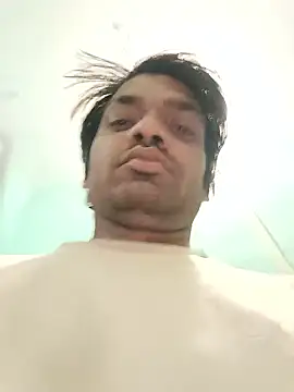 Snapshot of Sonukumar202000 chatting on 19, 1, 2026 Sonukumar202000 online show from 19, 1, 2026