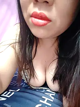Snapshot of Julyy08 chatting on 21, 9, 2025 Julyy08 online show from 21, 9, 2025