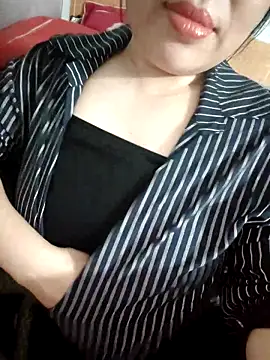 Snapshot of Julyy08 chatting on 30, 9, 2025 Julyy08 online show from 30, 9, 2025