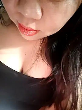 Snapshot of Julyy08 chatting on 20, 10, 2025 Julyy08 online show from 20, 10, 2025
