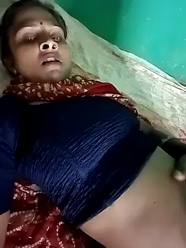 Snapshot of Sapna9685 chatting on 5, 10, 2025 Sapna9685 online show from 5, 10, 2025