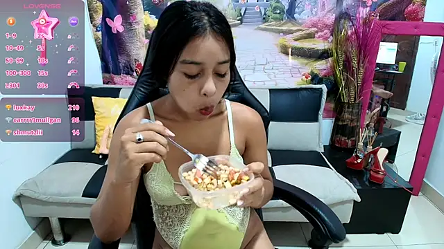 ashly 20horny online show from 18, 9, 2025