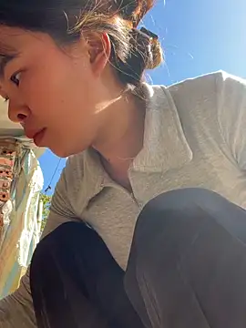 han-cute online show from 28, 11, 2025